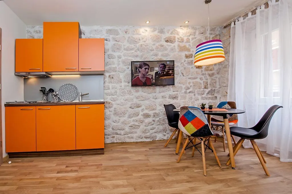 דירות Carera Deluxe רוביני